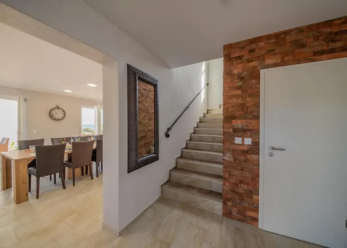 Villa Temida Premuda