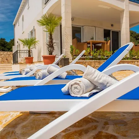 Villa Temida *