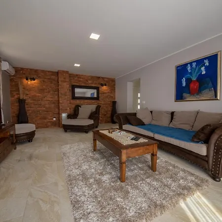 Temida Villa