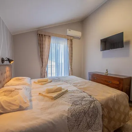 Temida Villa *
